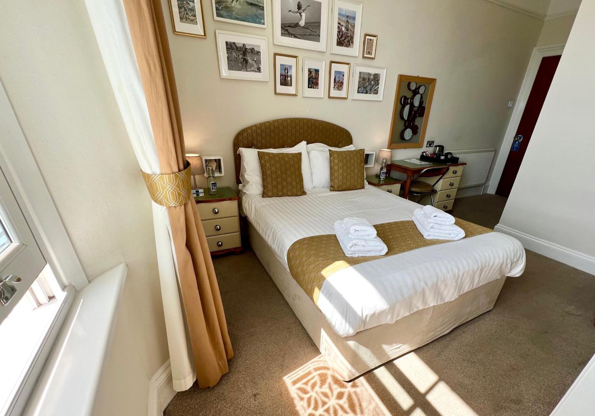 Riviera Lodge Hotel Torquay Ngoại thất bức ảnh